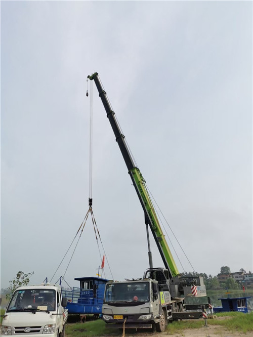 川汇区桥梁建设吊装案例